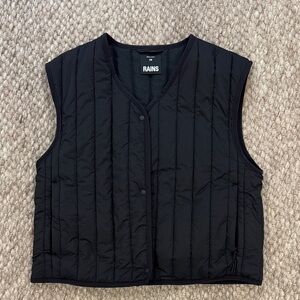 Rains Black Banja vest